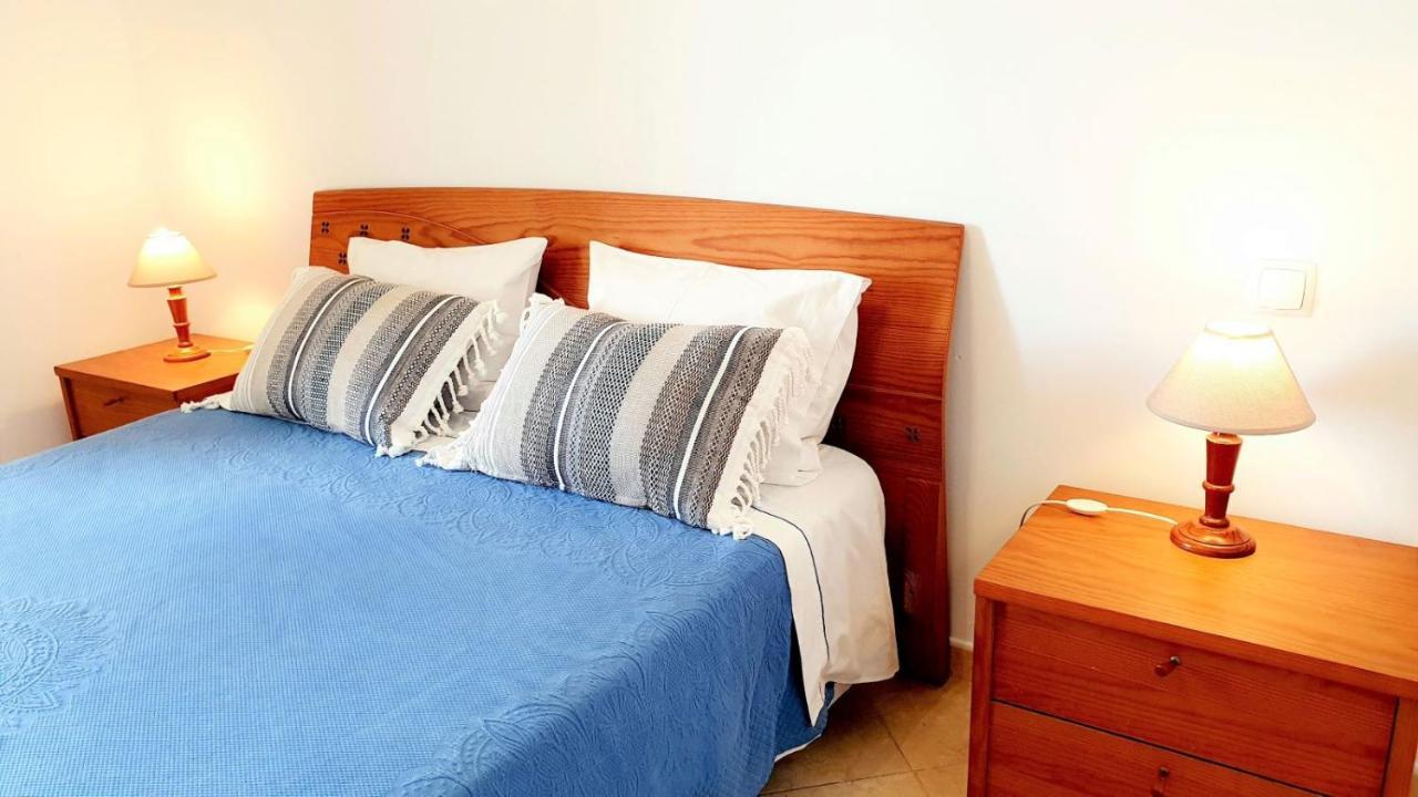 Quarteira Beach Vacation: 2Br Steps To The Sand Esterno foto